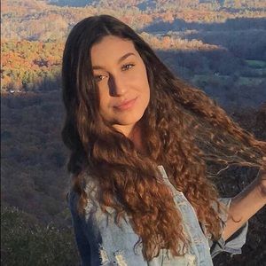 Meet your Posher, Jazlyn